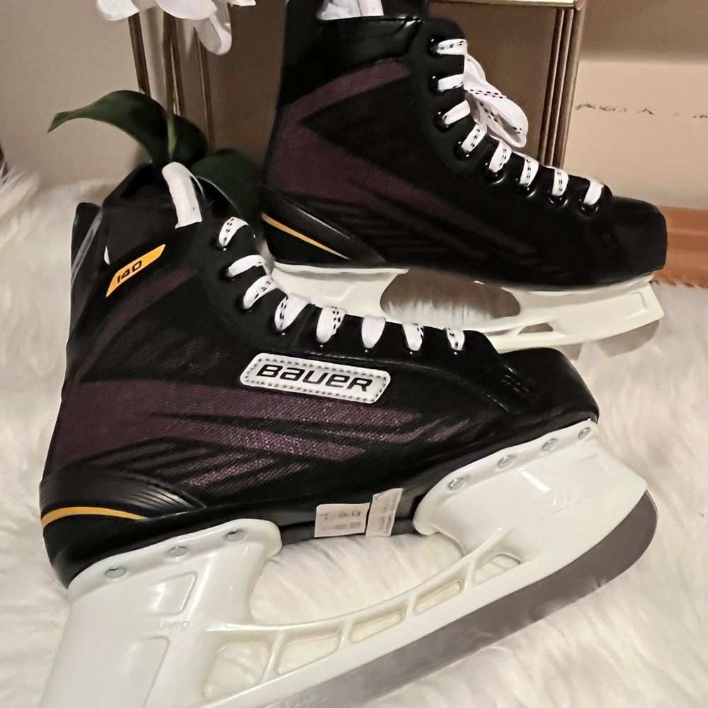 Bauer Ice Skates